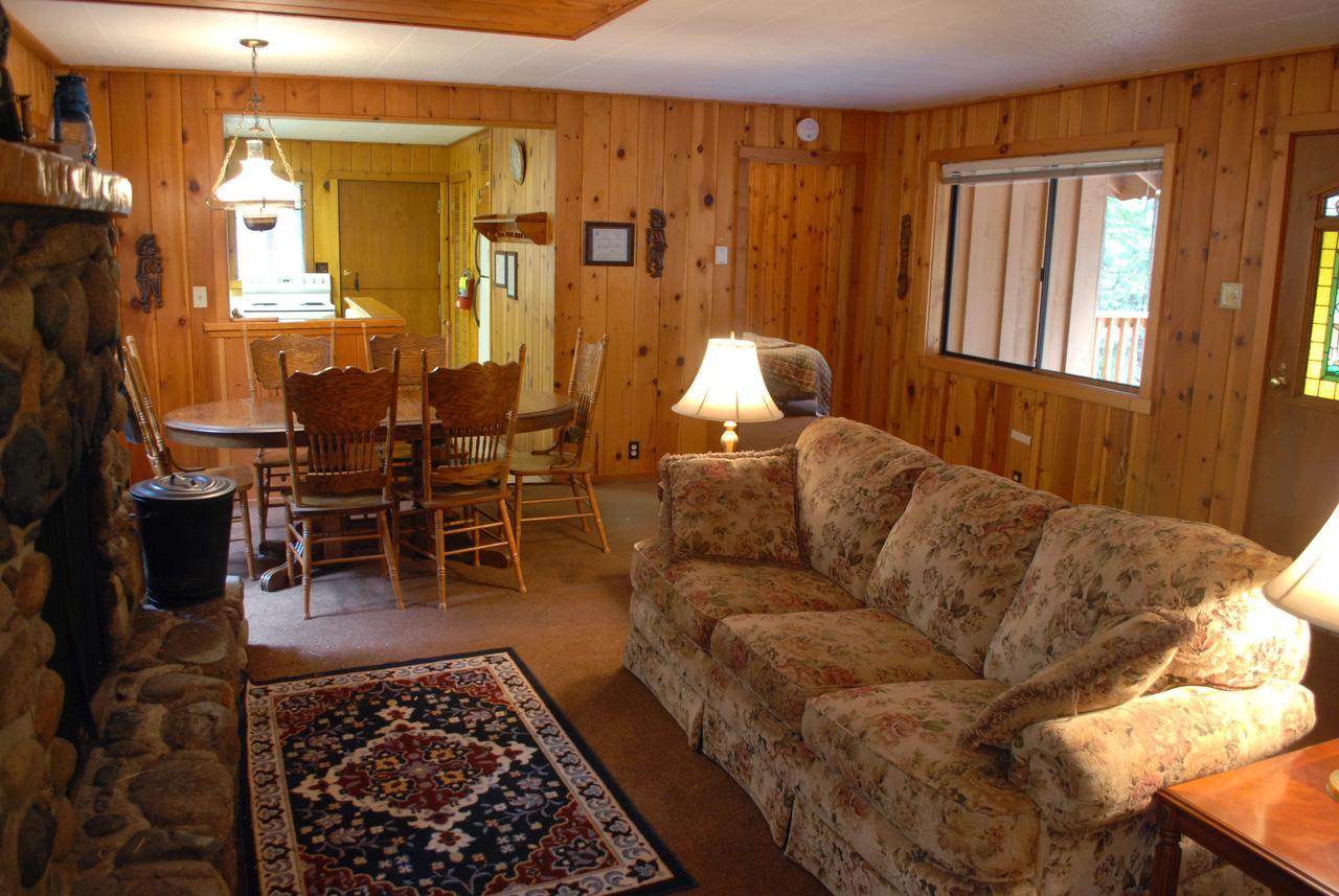 9S Pine Cabin South Wawona Zewnętrze zdjęcie