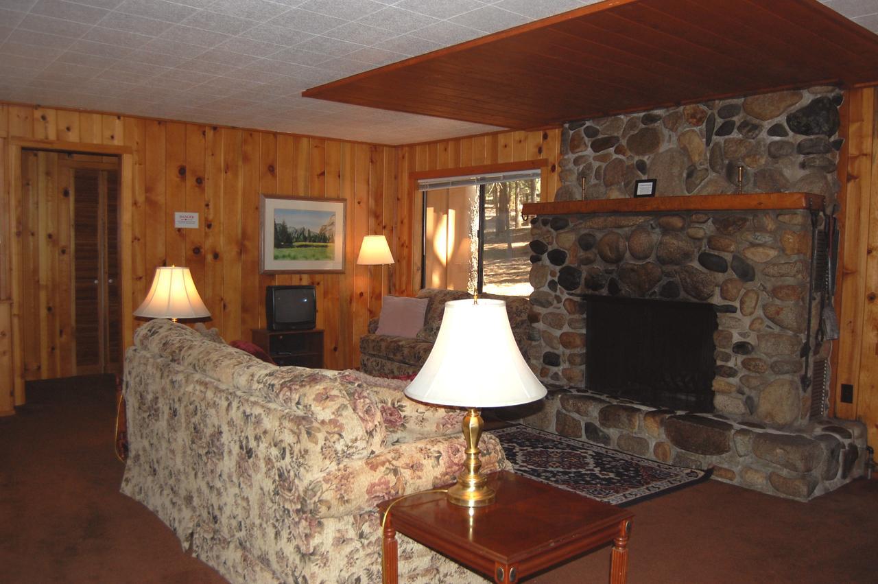 9S Pine Cabin South Wawona Zewnętrze zdjęcie